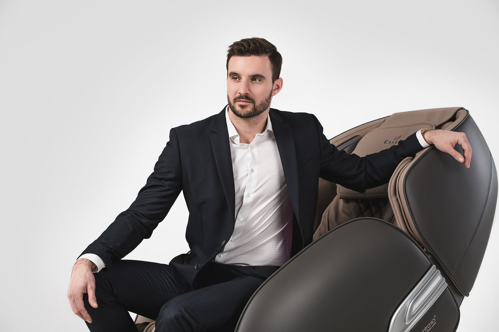 Zitten is het nieuwe roken – hoe een massagestoel pijn en verkeerde houding kan voorkomen