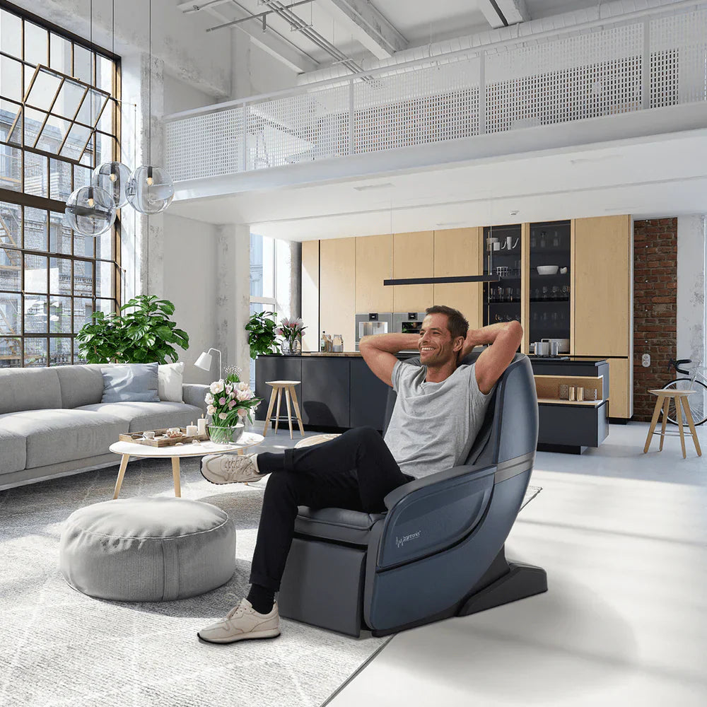 Een relaxstoel kopen? Ontdek waarom een massagestoel meer biedt