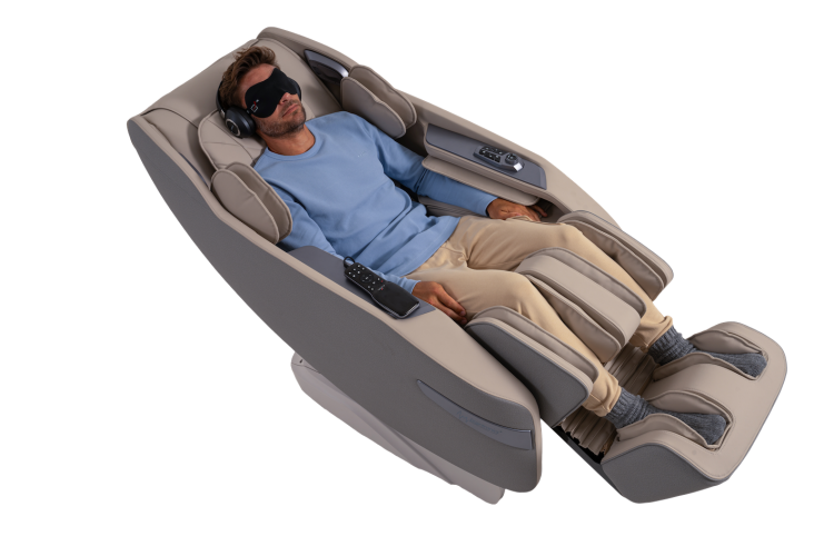 De BetaSonic III biedt een wellnesservaring op maat – met noise-cancelling hoofdtelefoon, oogmasker en een volautomatisch massageprogramma.